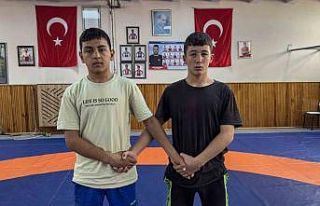 Hüseyin Akbaş’ın torunları şampiyonluk için...