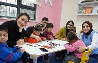 Iğdır’da özel bireyler üniversite öğrencileri...