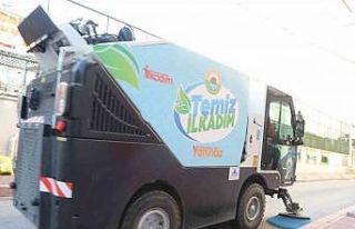 İkadım’da 24 saat temizlik mesaisi