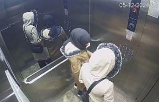 İş üstünde yakalanan hırsızlık zanlısı kadın...