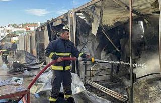 İşçilerin kaldığı prefabrik lojmanda yangın...