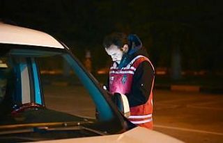 Isparta Emniyeti’nden öğrenci yurtları çevresinde...