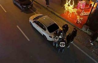 İstanbul’da değnekçi operasyonu: 12 gözaltı