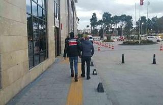 İzmir’de terör operasyonu: 5 gözaltı