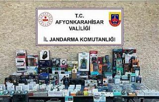 Jandarmadan kaçak elektronik eşya baskını