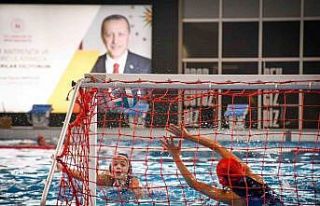 Kadınlar Türkiye Sutopu Şampiyonası Balıkesir’de...