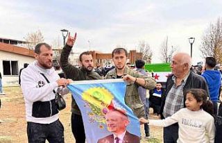 Kahramanmaraş’ta binlerce Suriyeli kutlamalara...