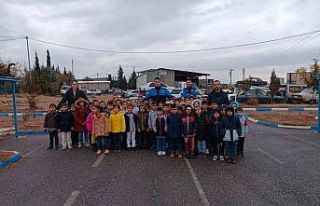Kahta’da 200 öğrenciye uygulamalı trafik eğitimi