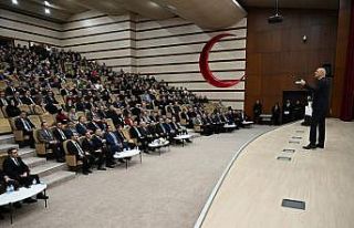 Kamu görevlilerine protokol dersi