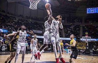 Karşıyaka Basketbol, Avrupa’da 3 maç sonra kaybetti