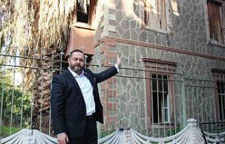 Karşıyaka’nın simge yapısı Mahfel yıllardır...