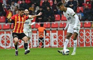 Kartal Kayra Antalyaspor maçında cezalı
