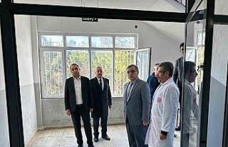 Kaymakam Partal, hükumet konağı binasında inlemelerde...