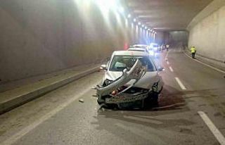 Kazada yaralanan ehliyetsiz sürücü 2.94 promil...