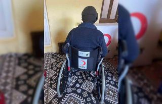 Kızılay ekibi engelliler haftasında engellileri...