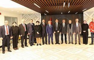 Kızılay ile ASO-SEM’den ihtiyaç sahibi kadınların...