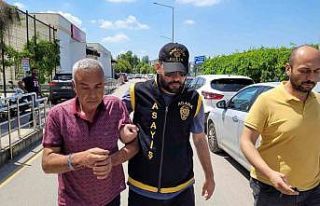 Kızına şantaj yapan genci tüfekle öldüren baba...