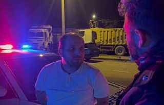 Komiser kaçan sürücüyü yakalayınca öğüt verdi