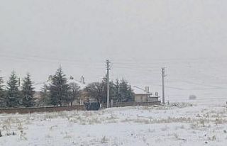 Konya’nın yüksek kesimlerinde kar yağışı etkili...