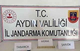 Köşk’te ruhsatsız tabanca ele geçirildi