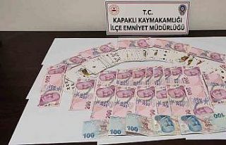 Kumar oynayan 5 kişi suçüstü yakalandı