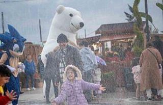 Kuşadası’nda yeni yıl kutlamaları başladı