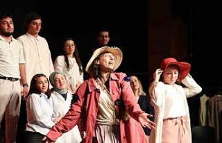 Kuşaklar arası köprü kuran mizah dolu ‘Ah Şu...