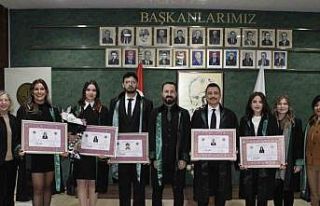 Kütahya Barosu’nda ruhsat ve yemin töreni