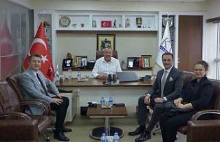 KUTO Başkanı Akdaoğan, Aydınlı banka müdürünü...