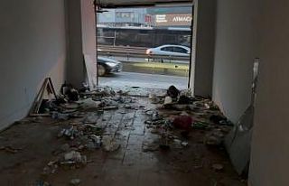 Madde bağımlısı anne metruk binada bebeğini bakımsız...