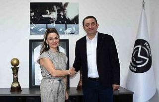 Manisa BBSK’den Manisa FK’ya sürpriz ziyaret