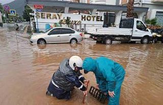 Marmaris’e 3 günde metrekareye 158.2 m3 yağmur...