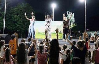 Menteşe Belediye tiyatrosu oyunlarını 30 bin kişi...