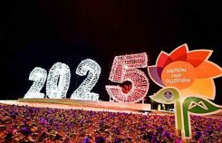 Mersin yeni yıla ’ışıl ışıl’ girecek