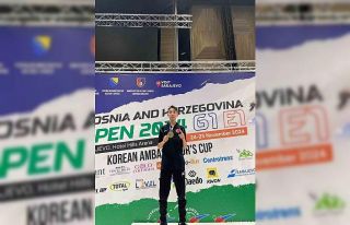 Milli sporcu Gesge, Bosna Hersek’ten altın madalya...