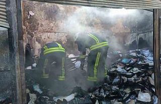 Mısır Çarşısı’ndaki hasar gün ağarınca...