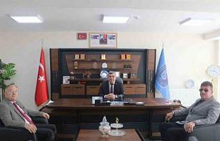 Müdür Sünnetci, Şemsettin Karahisari Ortaokulu’nu...