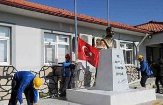 Muğla Büyükşehir il genelinde 248 Atatürk büstü...