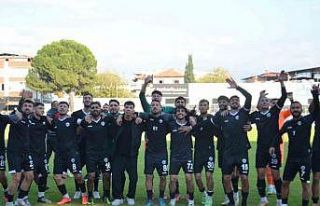 Nazillispo, yeni teknik ekibi ile çıkışa geçti