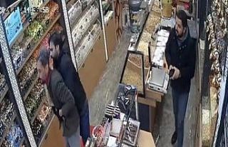 Nefessiz kaldı ‘Sırtıma vurun’ dedi, Heimlich...