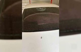 Nusaybin’de Suriye’den gelen yorgun mermiler araçlara...