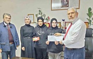 Öğrencilerden Suriye ve Filistin’e yardım eli