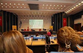 Öğretmenlere ’Akıllı şehir ve gelecek’ anlatıldı