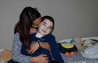 Oksijen yerine azot verilmişti; minik Ege hayata...