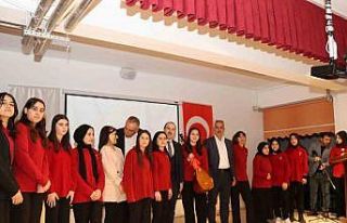 Oltu’da liseliler ‘Anadolu’dan Yükselen Ezgiler’de...