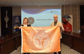 OMÜ, engelsiz eğitimdeki ’turuncu bayrak’ sayısını...