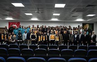 Osmaniye’de ’Fermuar Sistemi ile Yaşama Yol Ver’...