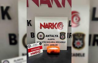 Otogarda çantasından kokain çıkan şahıs gözaltına...