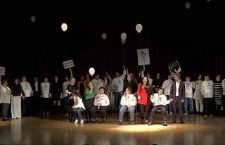 Özel öğrencilerden özel yıl sonu etkinliği