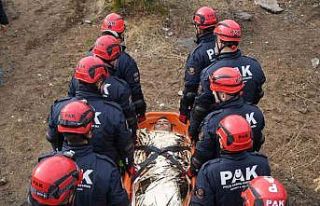 Polis Arama Kurtarma ekipleri afet ve acil durumlara...